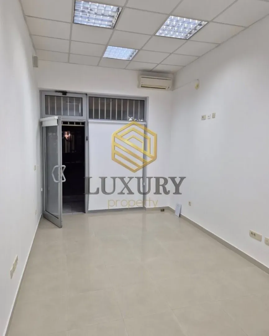 Izdavanje, poslovni prostor, 20m², Stari Aerodrom, Podgorica