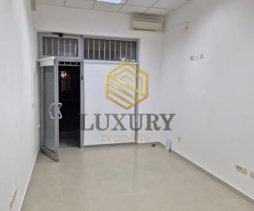 Izdavanje, poslovni prostor, 20m², Stari Aerodrom, Podgorica