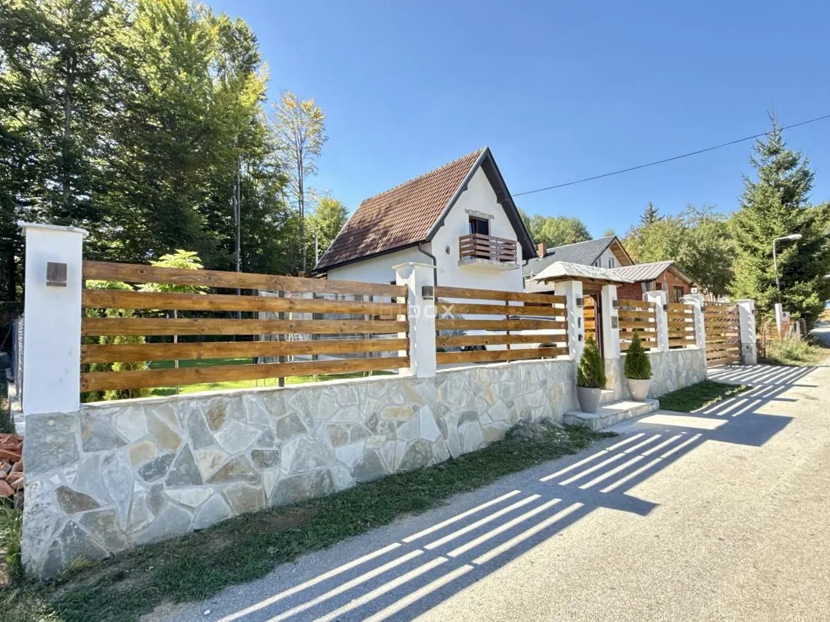 Prodaja, kuća, 120m², Surdulica, Srbija