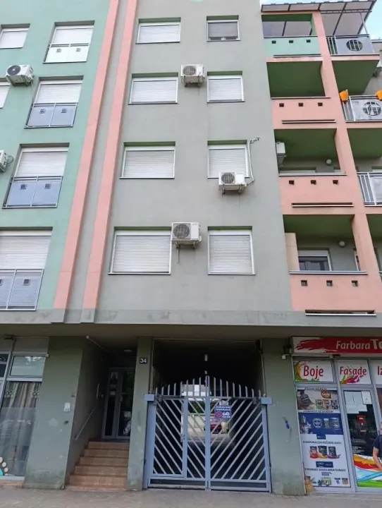 Sale, parking/garage, 18m², Bulevar Oslobodjenja, Novi Sad Sve Podlokacije