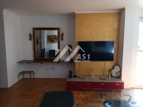 Izdavanje, četvorosoban stan, 100m², Rotkvarija, Novi Sad Sve Podlokacije - image 3