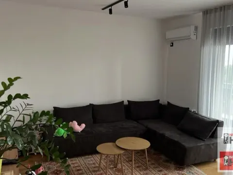 Sale, three bedroom apartment, 77m², Sremska Kamenica, Petrovaradin