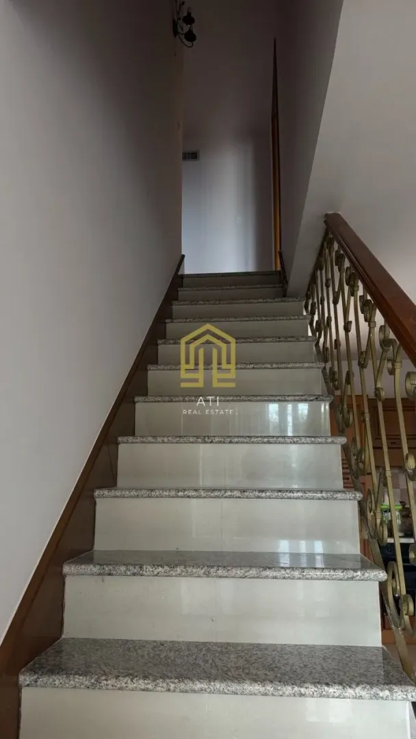 Prodaja, kuća, 256m², Krimovica, Kotor