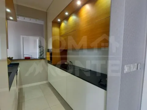 Rent, three bedroom apartment, 130m², Gornja Lastva, Tivat - image 6