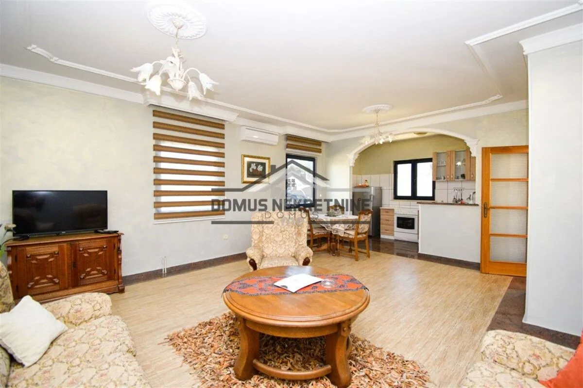 Rent, house, 160m², Donja Gorica, Podgorica