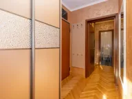 Izdavanje, dvosoban stan, 88m², City Kvart, Podgorica - image 11