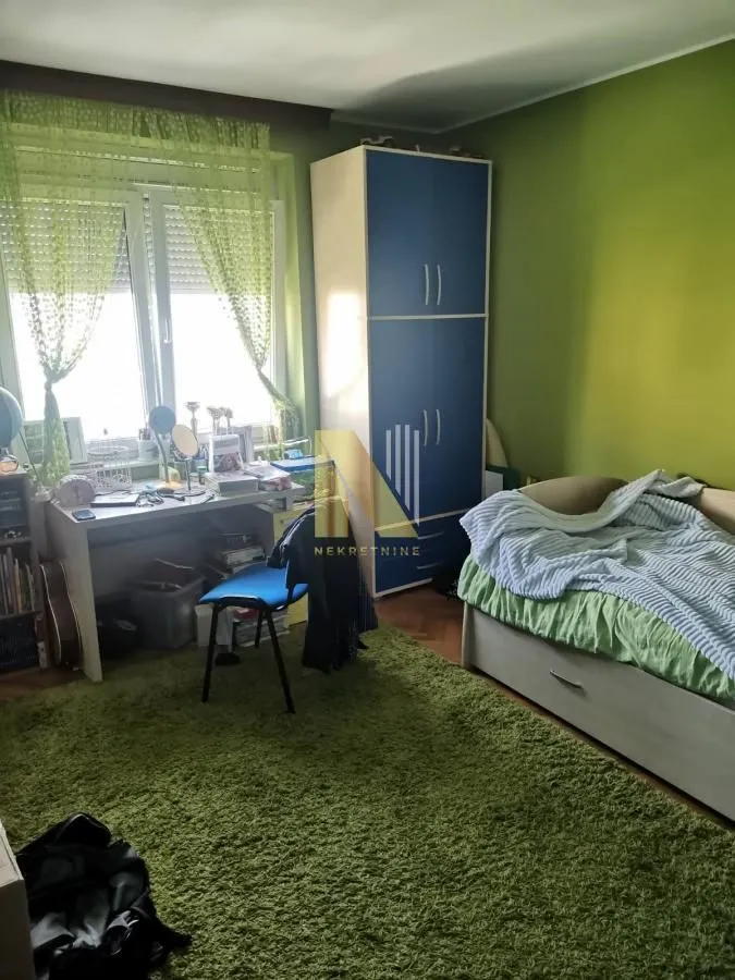 Izdavanje, dvosoban stan, 70m², Grbavica, Novi Sad Sve Podlokacije