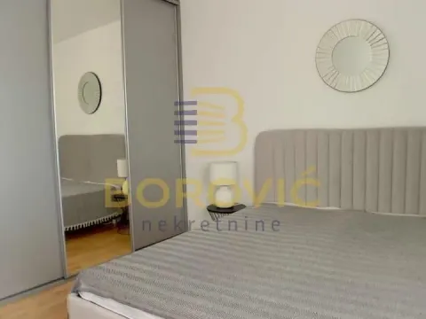 Izdavanje, četvorosoban stan, 102m², Savski Venac, Beograd - image 4