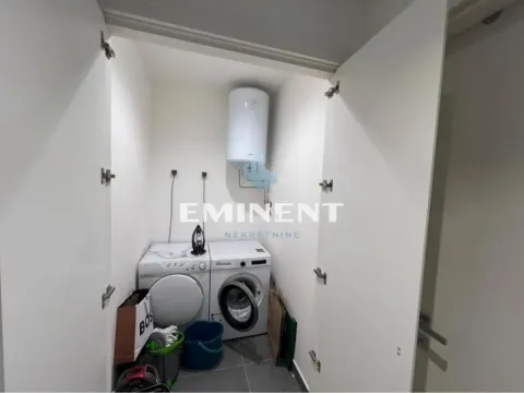 Izdavanje, dvosoban stan, 56m², Savski Venac, Beograd - image 4