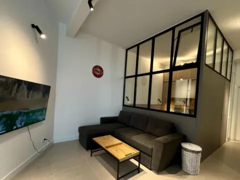 Prodaja, jednosoban stan, 36m², Mažina, Tivat - image 1