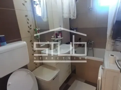 Prodaja, trosoban stan, 77m², Čukarica, Beograd - image 11