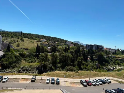 Rent, one bedroom apartment, 48m², Vezirov Most, Podgorica - image 13