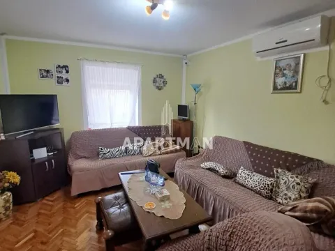 Prodaja, kuća, 75m², Irig, Srbija - image 8