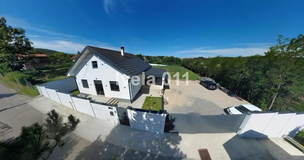Sale, house, 120m², Voždovac Sve Podlokacije, Beograd