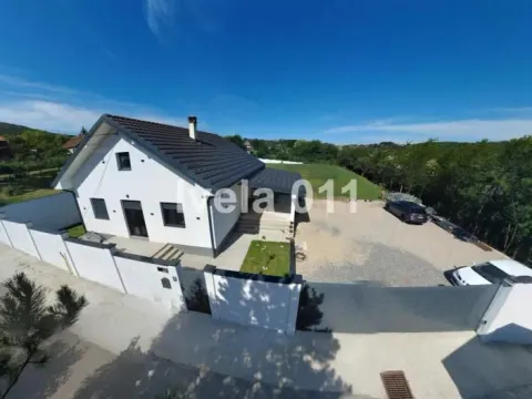 Sale, house, 120m², Voždovac Sve Podlokacije, Beograd - image 2