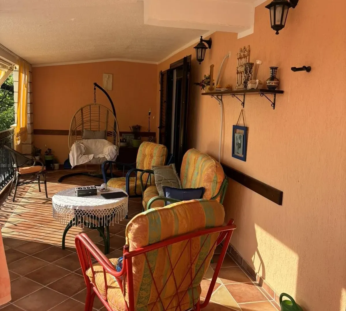 Prodaja, dvosoban stan, 117m², Sutomore, Bar