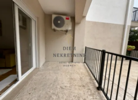 Izdavanje, dvosoban stan, 60m², Stara Varoš, Podgorica - image 13