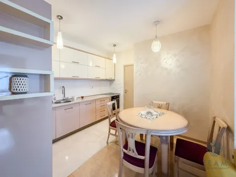 Rent, two bedroom apartment, 72m², City Kvart, Podgorica - image 4