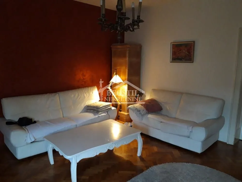 Prodaja, trosoban stan, 99m², Stari Grad, Beograd