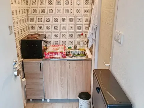 Prodaja, dvosoban stan, 64m², Zemun Centar, Zemun Sve Podlokacije - image 7