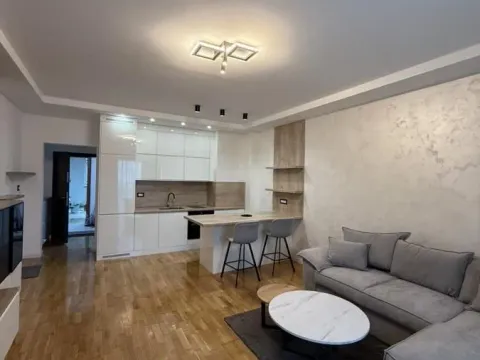 Izdavanje, garsonjera, 37m², Centar, Novi Sad - image 3