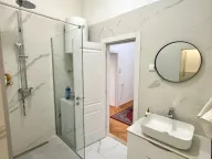 Izdavanje, dvosoban stan, 69m², Centar, Podgorica - image 11