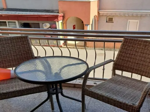 Izdavanje, jednosoban stan, 39m², Budva, Crna Gora - image 22