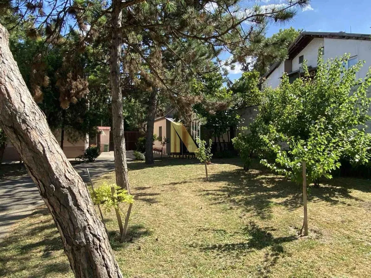 Prodaja, kuća, 275m², Bečej, Novi Sad