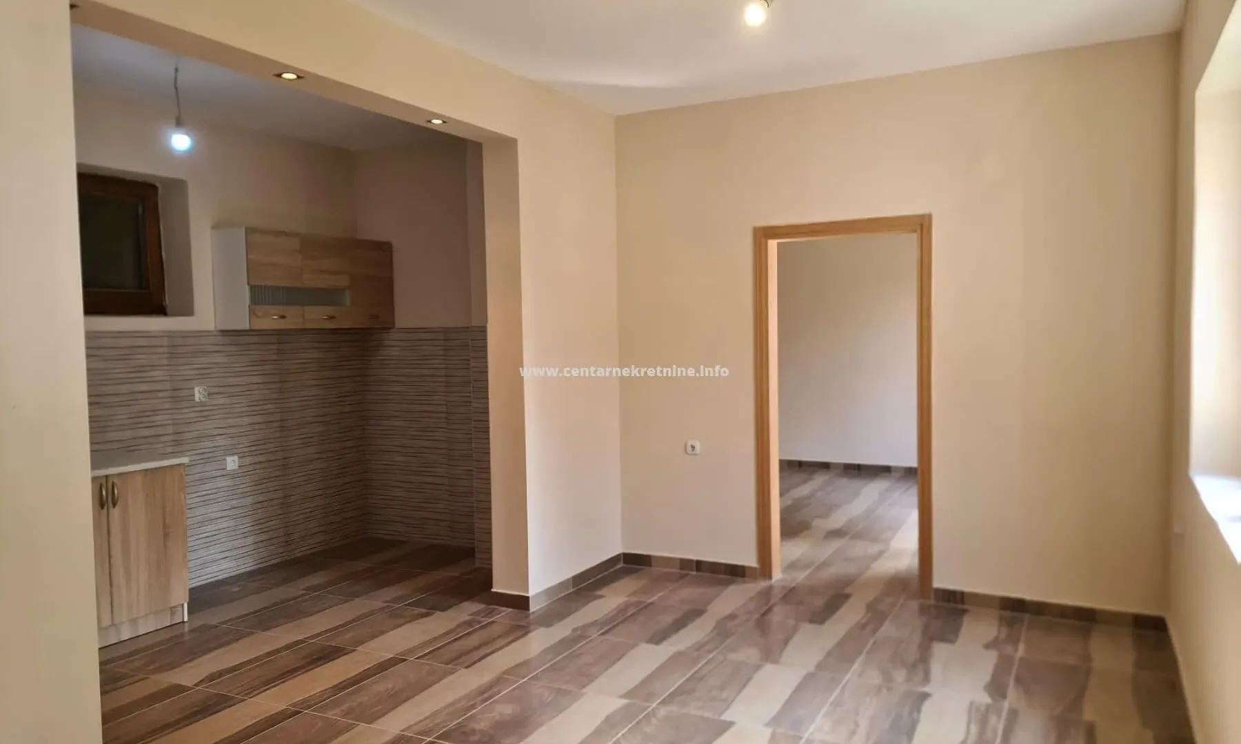 Prodaja, kuća, 110m², Stanjevića Rupa, Podgorica