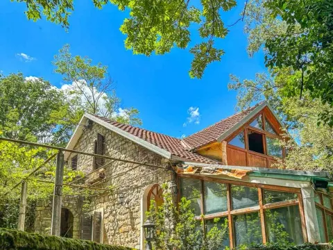 Prodaja, kuća, 230m², Nikšić, Crna Gora - image 1