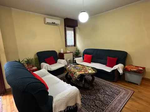 Prodaja, trosoban stan, 115m², Blok 5, Podgorica - image 13