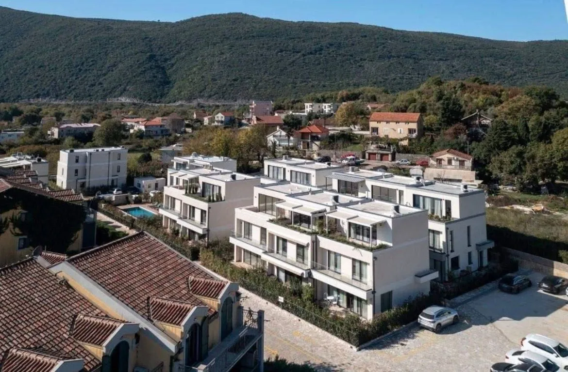 Sale, house, 167m², Lastva Grbaljska, Kotor