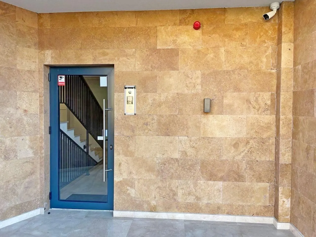 Sale, two bedroom apartment, 64m², Topolica, Bar
