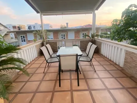 Prodaja, kuća, 447m², Tivat, Crna Gora - image 2