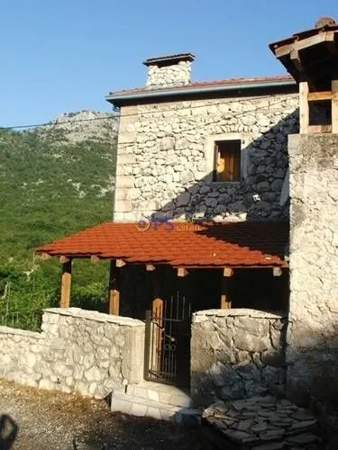 Prodaja, kuća, 160m², Bar, Crna Gora