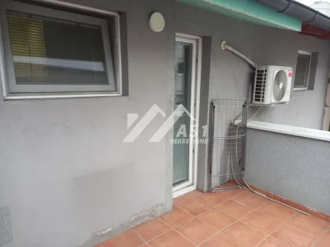 Izdavanje, jednosoban stan, 37m², Centar, Novi Sad - image 9