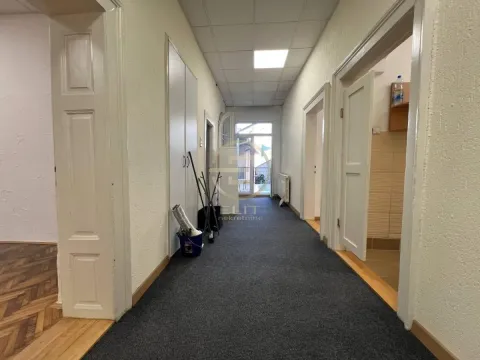 Rent, office space, 157m², Centar, Novi Sad - image 13