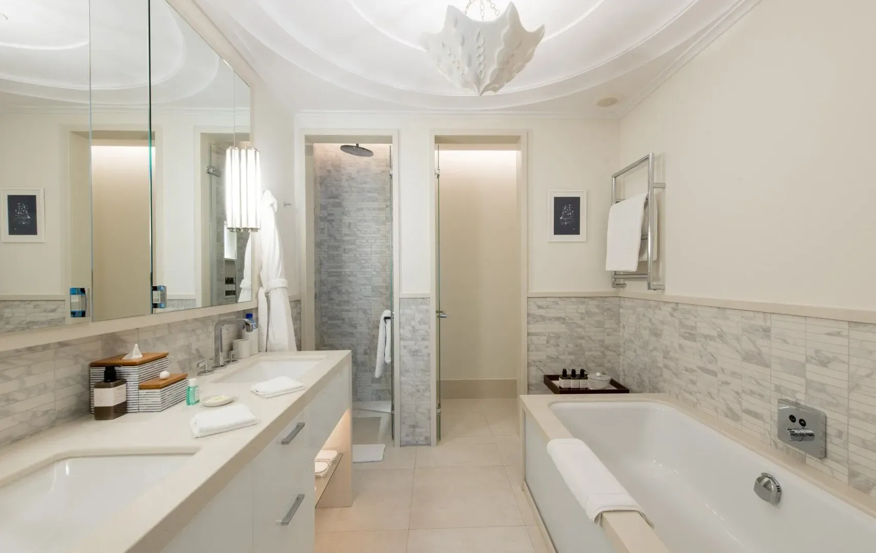 Prodaja, dvosoban stan, 131m², Porto Montenegro, Tivat