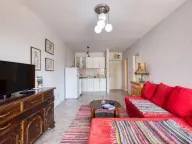 Rent, one bedroom apartment, 45m², Bulevar, Budva - image 2