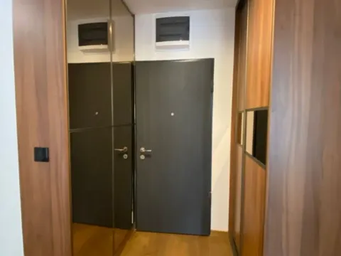 Izdavanje, trosoban stan, 100m², Ljubović, Podgorica - image 11