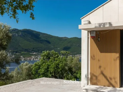 Prodaja, stan, 339m², Tivat, Crna Gora - image 14