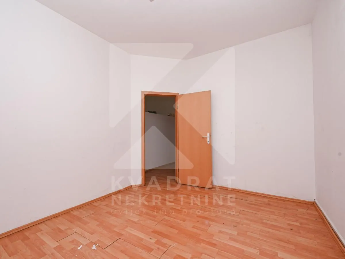 Rent, office space, 60m², Stara Varoš, Podgorica