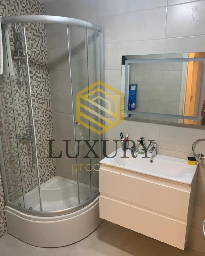 Izdavanje, dvosoban stan, 74m², Ljubović, Podgorica