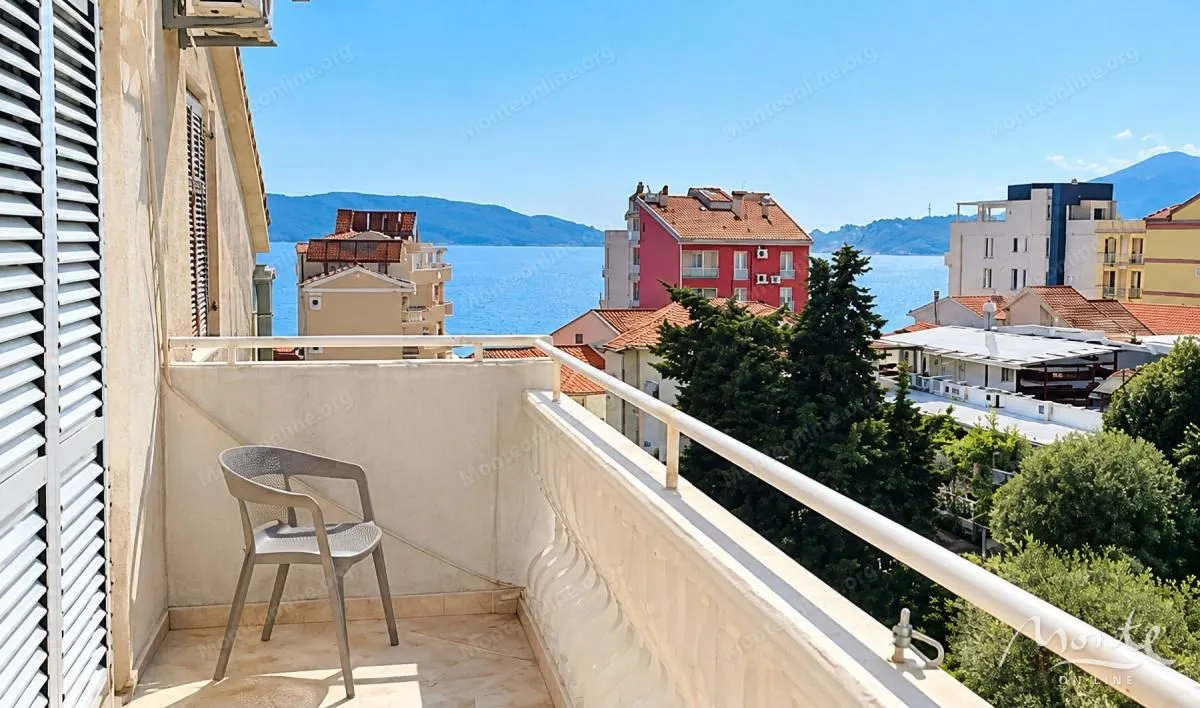 Prodaja, trosoban stan, 63m², Rafailovići, Budva