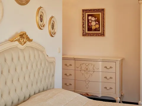 Sale, three bedroom apartment, 150m², Bečići, Budva - image 23