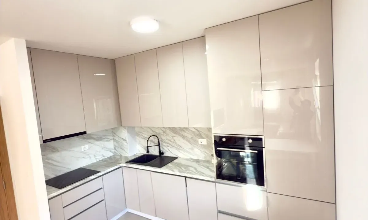 Rent, two bedroom apartment, 70m², City Kvart, Podgorica