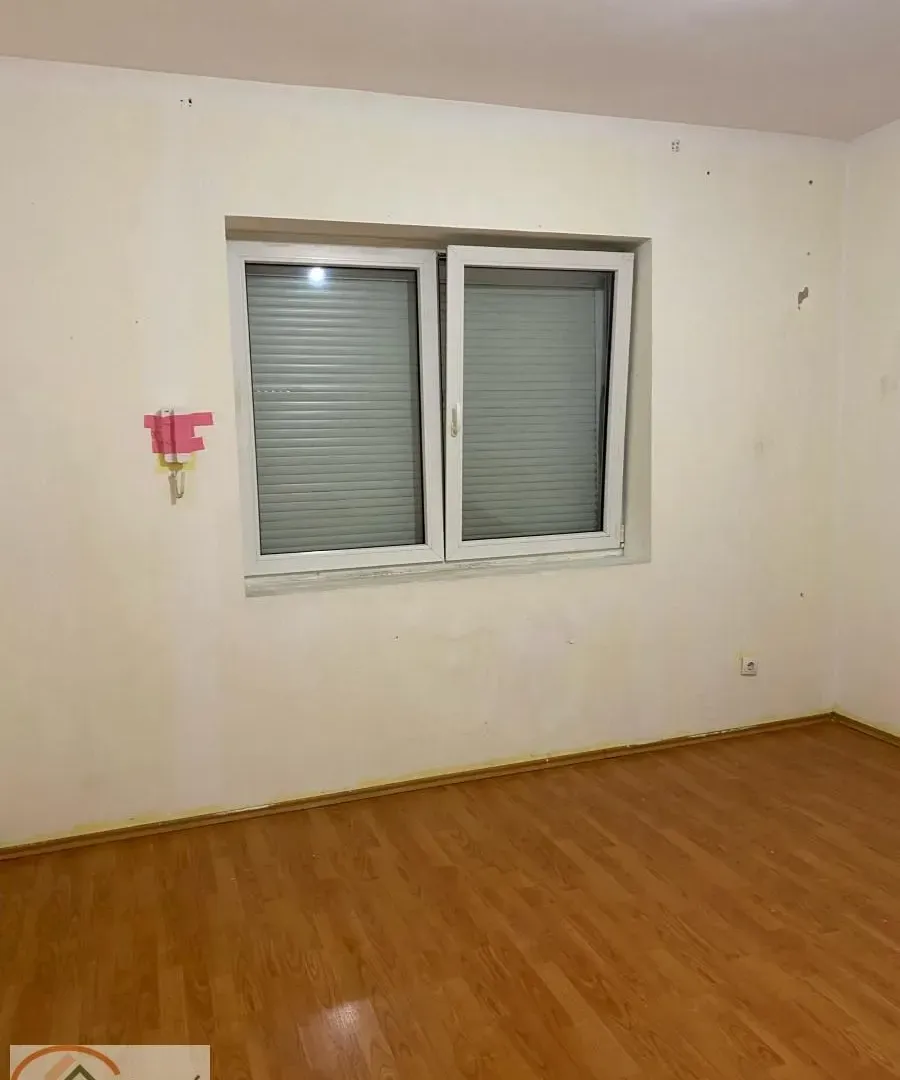 Rent, two bedroom apartment, 73m², Vračar Sve Podlokacije, Beograd
