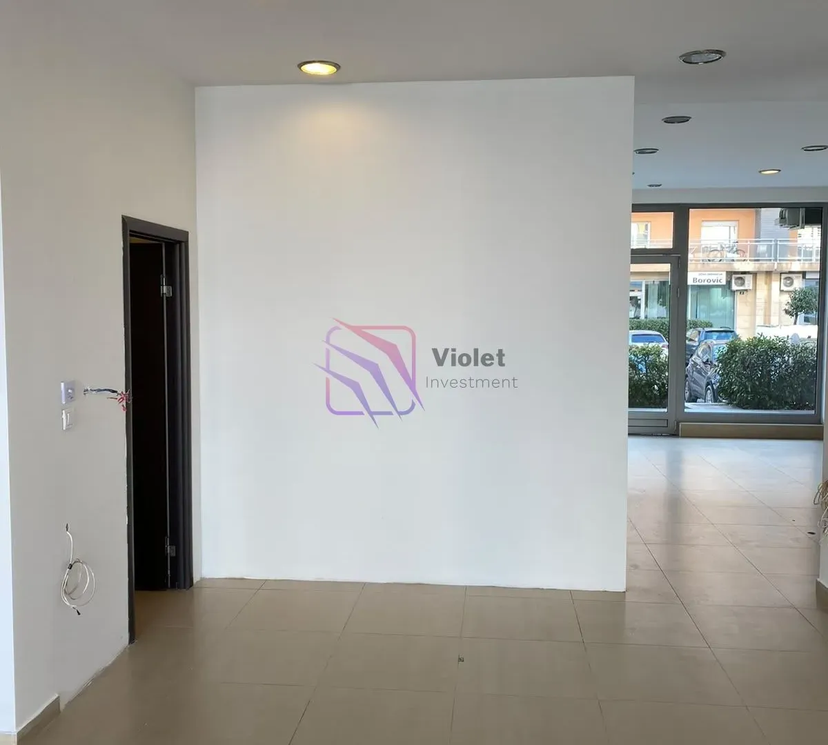 Izdavanje, poslovni prostor, 145m², City Kvart, Podgorica
