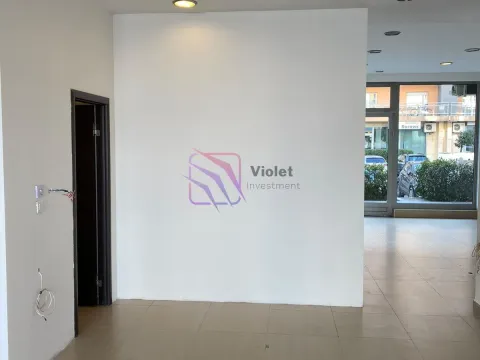 Izdavanje, poslovni prostor, 145m², City Kvart, Podgorica - image 12