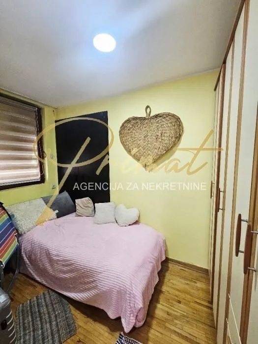 Prodaja, četvorosoban stan, 74m², Palilula Sve Podlokacije, Beograd